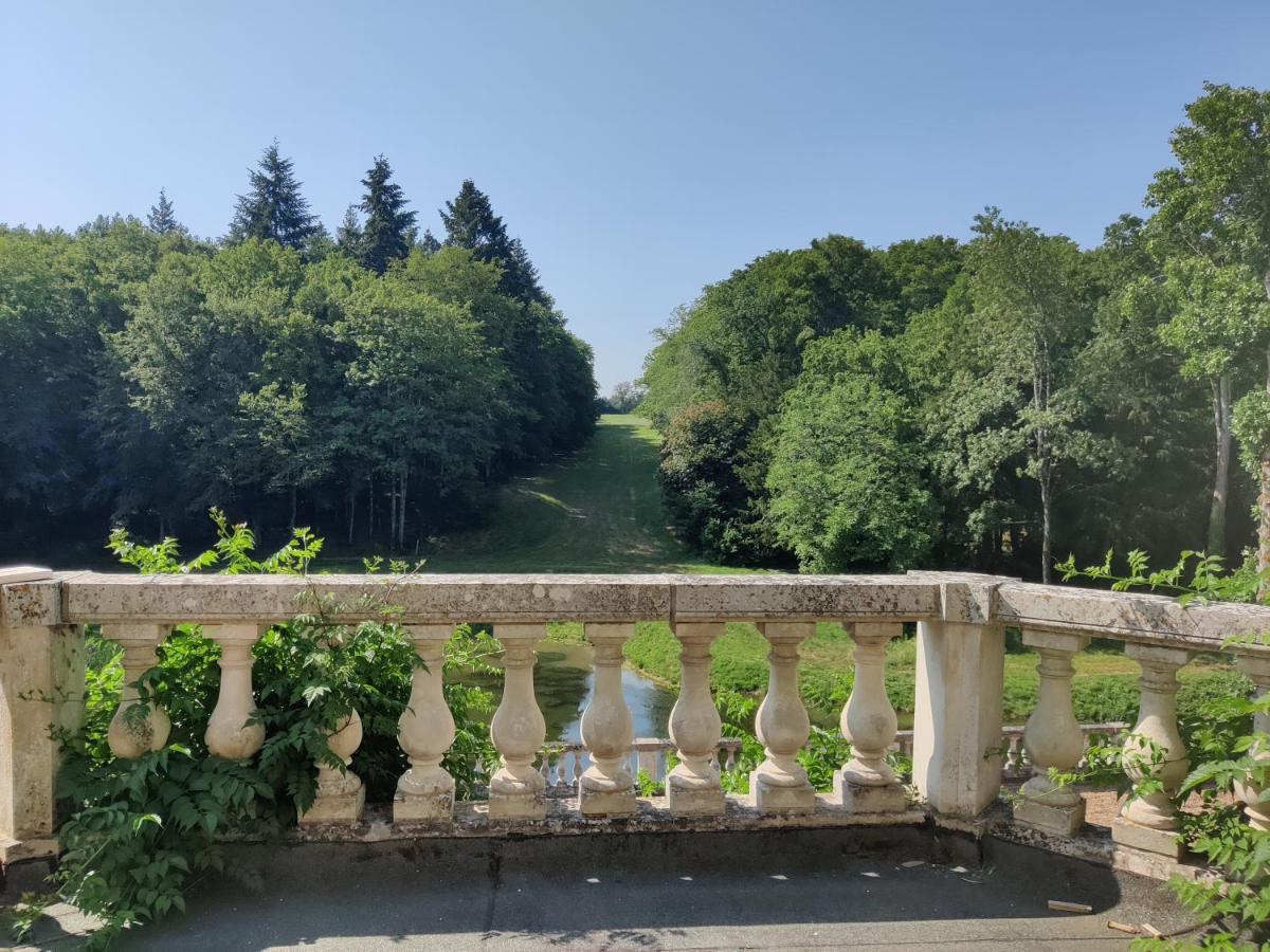 Chateau De La Huberdiere Nazelles-Negron Eksteriør bilde
