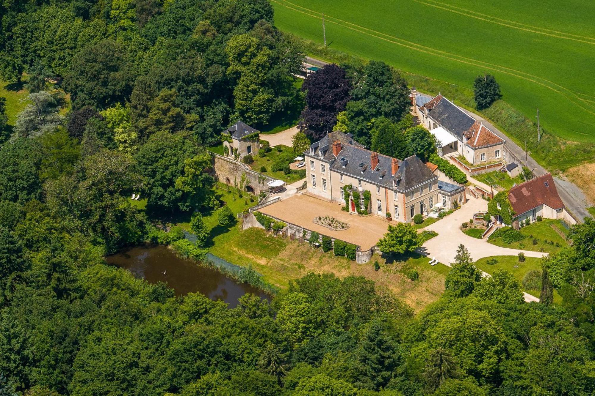 Chateau De La Huberdiere Nazelles-Negron Eksteriør bilde
